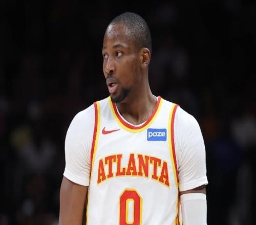 鷹王18+14+8完爆狀元郎，神射5記三分庫明加12分，老鷹四殺魔術(shù)