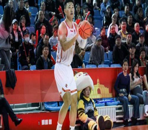 CBA積分榜最新排名！上海基本鎖定常規(guī)賽冠軍，黑馬掀翻衛(wèi)冕冠軍