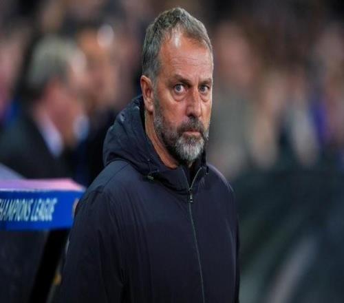 記者：除拉菲尼亞外，弗里克周四已帶領(lǐng)所有國腳進(jìn)行訓(xùn)練