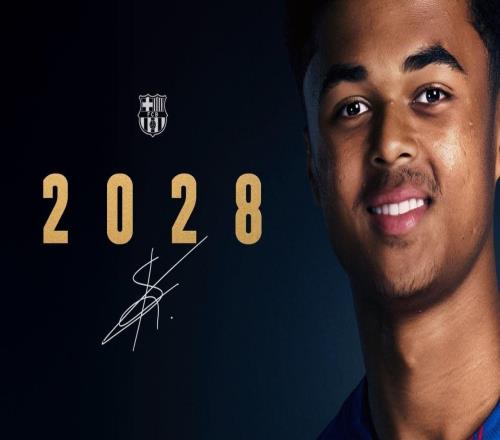 官方：巴萨与克鲁伊维特小儿子肖恩续约至2028年