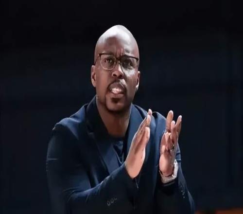 曾培养出NBA全明星！CBA又一顶级伯乐让废塔变单场6帽神塔