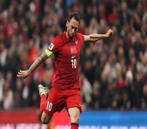 接下來(lái)，將戰(zhàn)場(chǎng)切換到意甲！