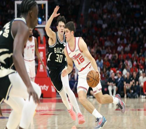 谢泼德背靠背挺身而出，9记三分创新高，乌度卡正式表态