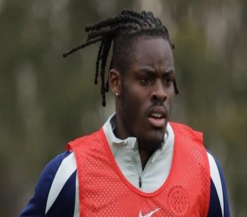 國(guó)米官方：比塞克右大腿肌肉輕度拉傷，將在未來(lái)幾天接受評(píng)估