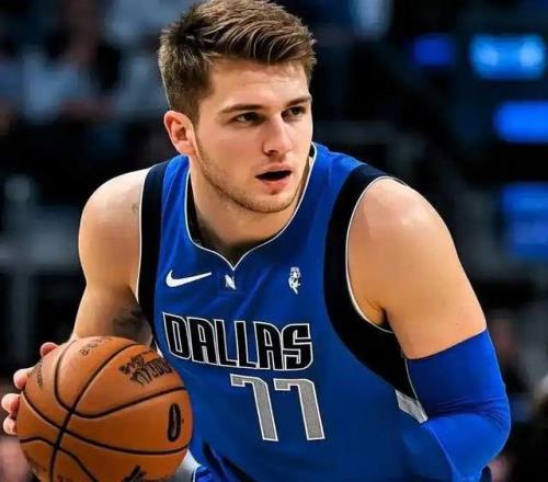 獨(dú)行俠交易東契奇，NBA史上最慘“冤大頭”出爐，湖人笑麻了