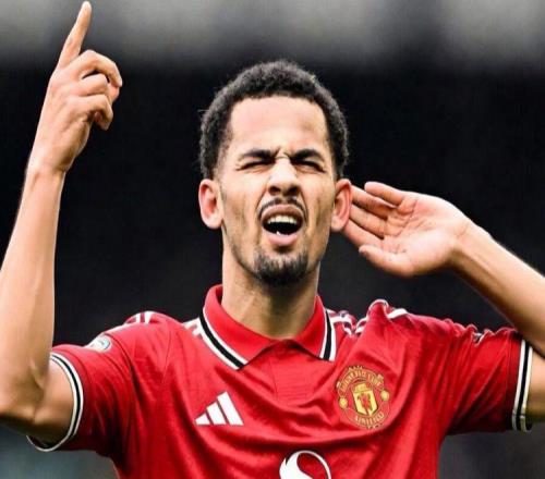 6500萬(wàn)英超盤帶王愿加盟，曼聯(lián)是其夢(mèng)想球隊(duì)！紅魔簽新邊鋒二選一