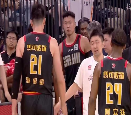 深圳男籃15分大勝廣廈，王浩然32分，趙嘉仁20分胡金秋僅得5分！