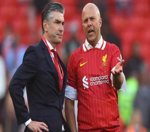 泰晤士報：芬威仍然信任斯洛特，后者告訴其朋友他會扭轉(zhuǎn)局面