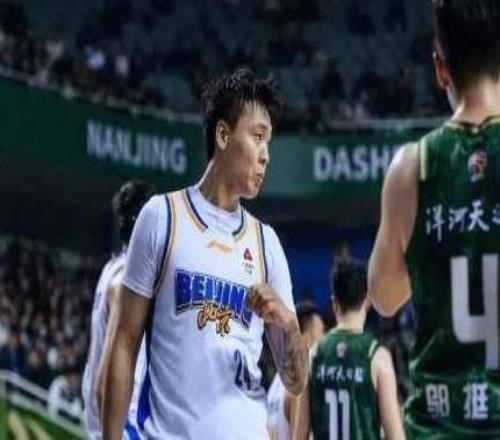 莫名其妙！25秒落后1分不犯規(guī)，連著2場都如此，球迷：誰能看懂