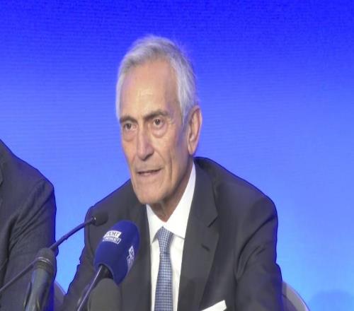 花钱才能踢球，裁判主导比赛意大利足坛乱象继续发酵