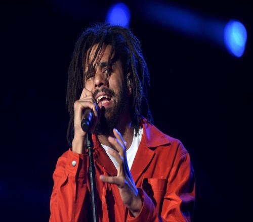 追光說唱明星要打CBA，咋回事