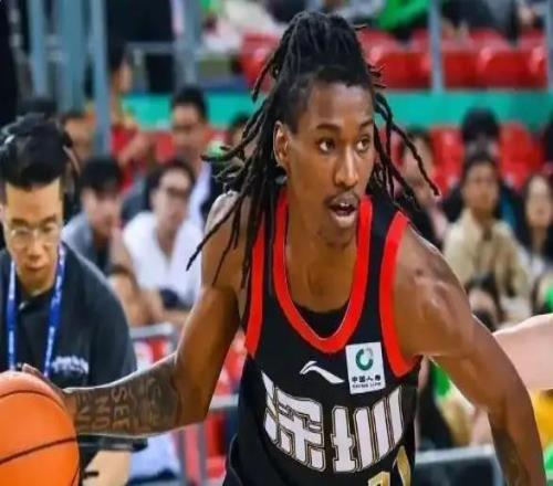 爆燃！21歲王浩然砍32分創(chuàng)生涯新高，深圳8連勝升至第四