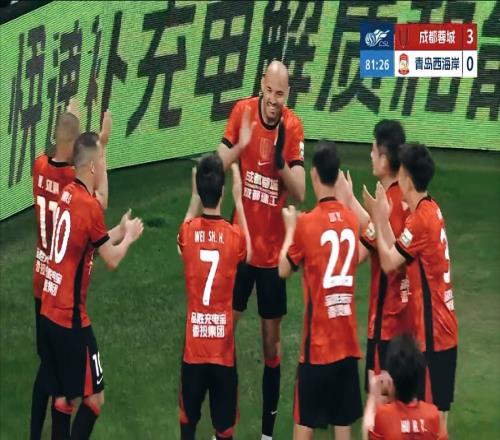 怒斥下課！青島西海岸15慘敗，鄭智全程無(wú)奈，中超還有懸念嗎