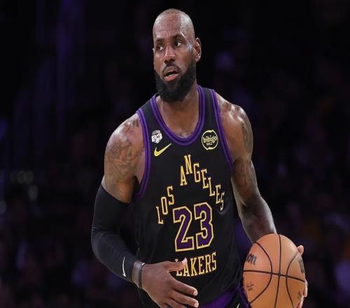 詹姆斯談退役：如果心態(tài)還在一切都水到渠成布朗尼讓我更有動力