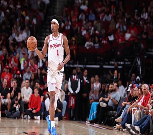 不打控衛(wèi)后輕松了許多！火箭后場新星能在其他方面起到發(fā)揮作用