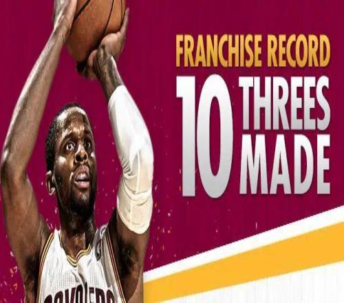 被NBA選中20年后，他重新回到籃球場(chǎng)