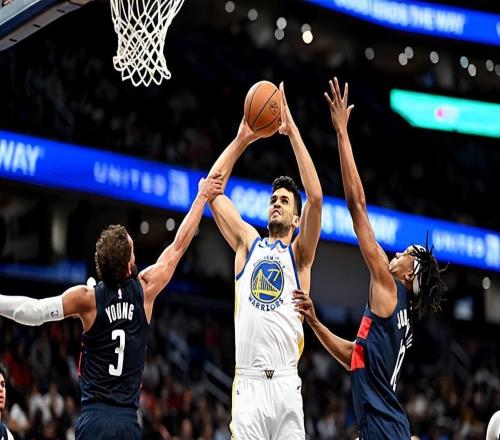 慘敗中的一大亮點！土耳其中鋒回歸NBA后在勇士的表現(xiàn)相當不錯