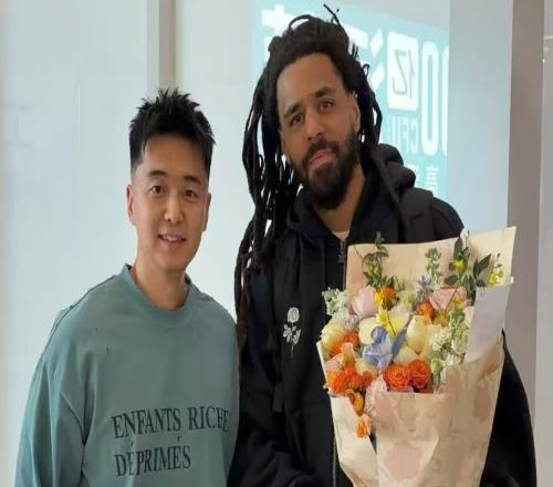 同曦不愧是网红大队！签说唱歌手JCole，已跟队训练，历史第一档