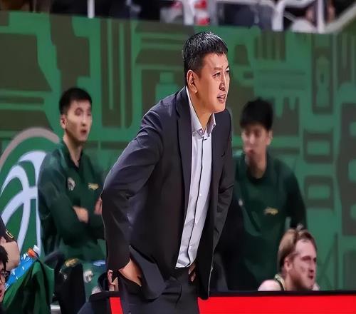 啥情況最后25秒落后1分，卻不犯規(guī)：教練是不是買球了早點滾