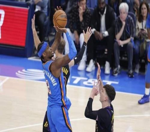 43分慘案！衛(wèi)冕冠軍打爆湖人：全場(chǎng)狂歡慶祝，東契奇12分傷退