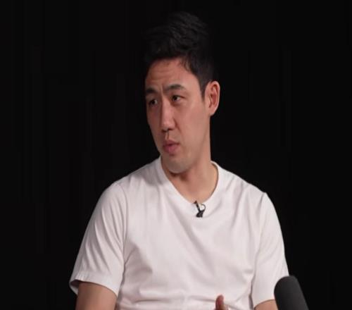 遠(yuǎn)藤航：我的腳植入了人工韌帶，醫(yī)生說只需三個月就能康復(fù)