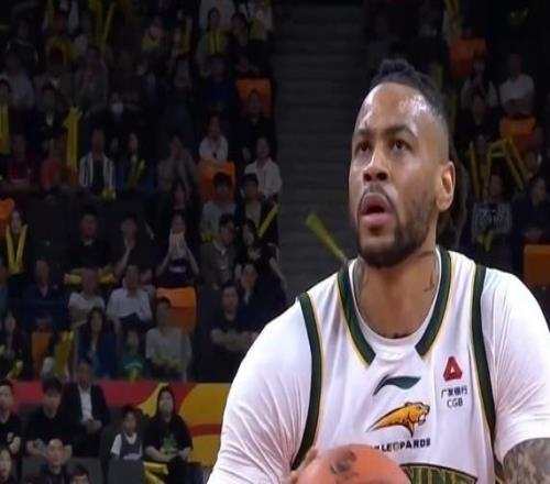 遼寧主帥：付豪和莫蘭德太早3次犯規(guī)上半場(chǎng)讓浙江投中了10個(gè)三分