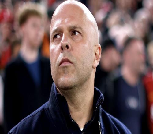 卡拉格：若阿隆索不在賦閑狀態(tài)，紅軍可能會(huì)給斯洛特更多時(shí)間