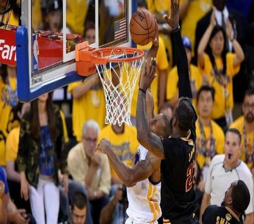 詹姆斯自评生涯三大高光时刻：16年总决赛抢七封盖伊戈达拉排第一