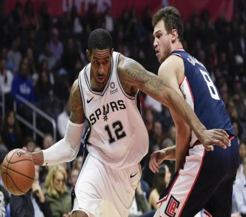 文班亚马缺席！马刺11899胜快船，福克斯22+8+5+3，卡斯尔20+4+4