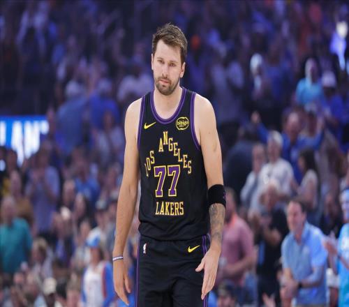 東契奇遭遇重創(chuàng)，雷迪克荒唐決定釀成大錯，里夫斯正式表態(tài)