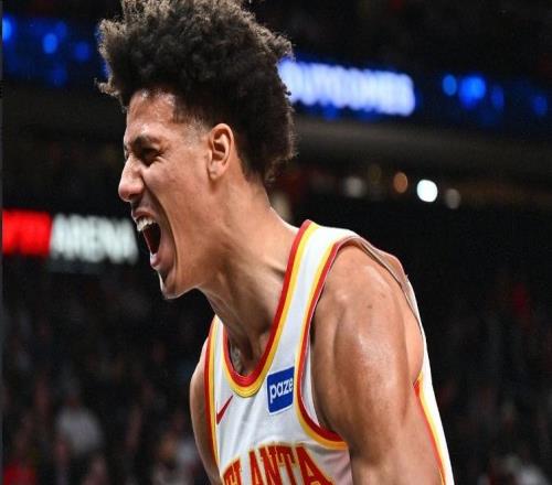 老鷹橫掃籃網(wǎng)：杰倫1500+700+500+100三分歷史第4人比肩詹姆斯