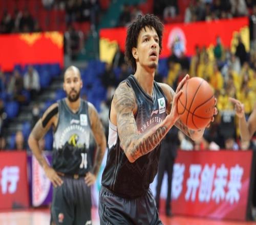 開(kāi)局34連敗創(chuàng)歷史最差！四川遭吉林雙殺賈昊25+7三分創(chuàng)新高