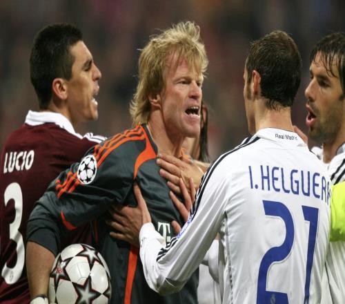 卡恩：皇馬青訓(xùn)營廁所都貼著歐冠獎杯照片伯納烏的比賽最累