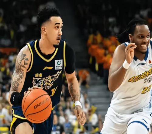 隨著廣東20分大勝，深圳9連勝，CBA最新排名出爐！廣廈2連敗