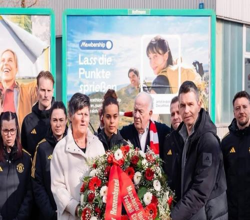 緬懷先輩，曼聯(lián)女足在歐冠客場賽后前往慕尼黑空難紀念碑獻花