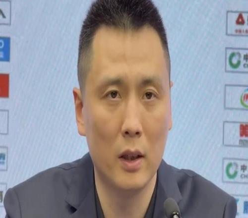 盧偉：大家的拼勁值得鼓勵，希望能健康地打完剩余的所有比賽