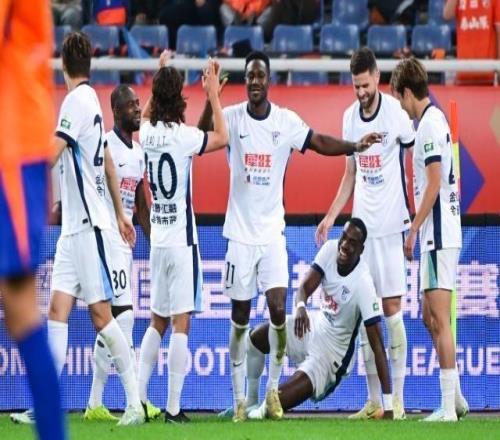 【中超】馬萊萊雙響英博客場2比1泰山連克強(qiáng)敵