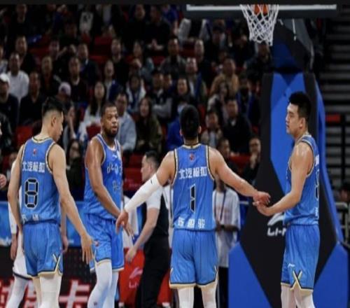 媒体人：北京账面阵容豪华，但主力的健康和出勤率实在不敢恭维