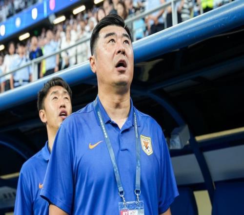 山東泰山兩連?。?43天主場首負(fù)，2戰(zhàn)英博皆負(fù)，3大紀(jì)錄告破