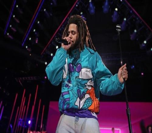 27年前，NBA里來了一位說唱巨星