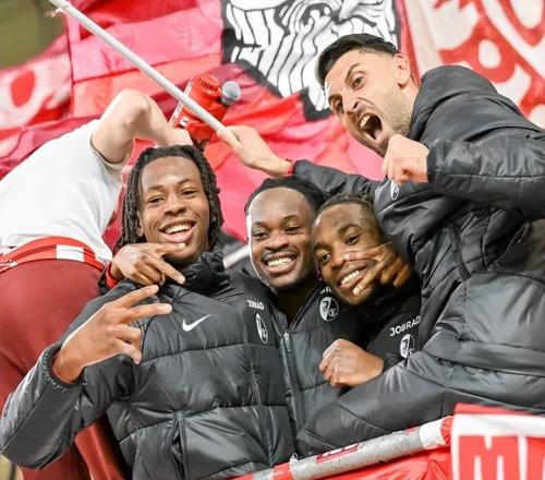 黑森林童話能否上演除拜仁外德甲三線作戰(zhàn)僅剩弗賴堡