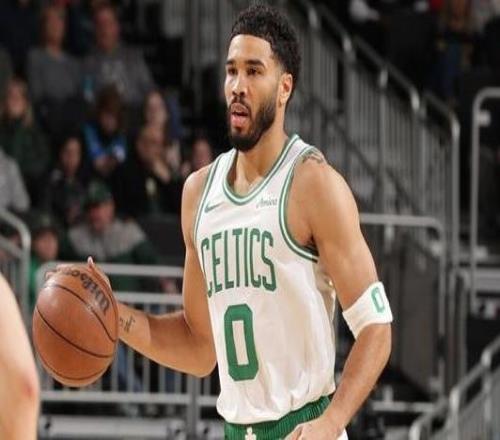 塔图姆23+11+9布朗26分凯尔特人32分大胜雄鹿