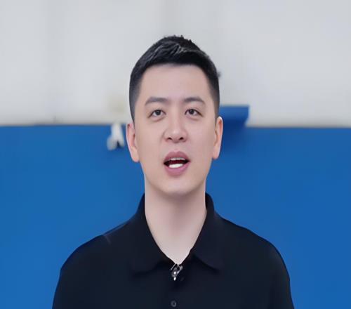 實(shí)話實(shí)說(shuō)！楊鳴對(duì)廣東隊(duì)的點(diǎn)評(píng)，十分客觀