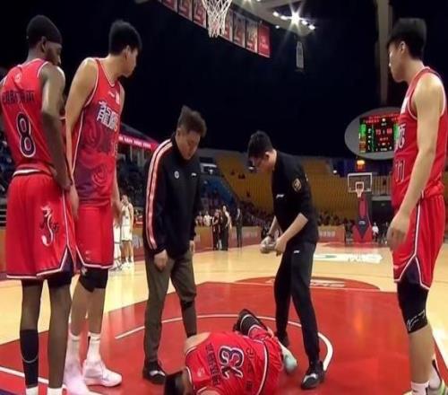 郭艾倫被詐騙近千萬(wàn)！媒體人：球員投資要謹(jǐn)慎看你不懂盯著你的錢