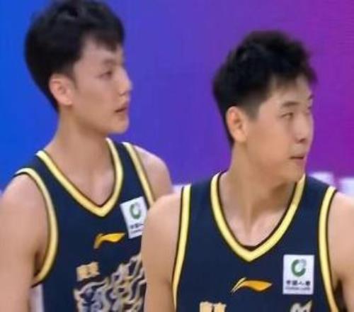 广东20分大胜广厦3连胜奎因25分徐杰8+6+11