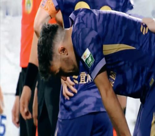 從10到23，申花驚艷絕殺，天津津門(mén)虎仰天無(wú)奈，球迷落淚不甘