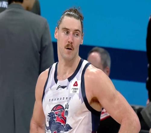 山東男籃30分慘敗寧波，66分刷新賽季單場最低分，斯蒂爾獨(dú)木難支