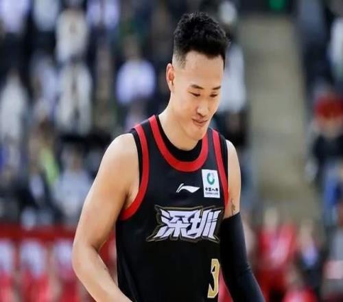 太厲害了！黑馬9連勝，提前8輪鎖定季后賽，濟(jì)南小伙爆發(fā)功不可沒