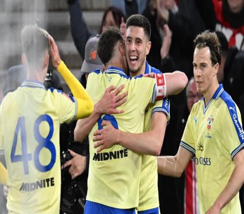 12！21！瘋狂一夜，阿森納爆冷出局，巴薩絕殺，切爾西狂勝晉級(jí)