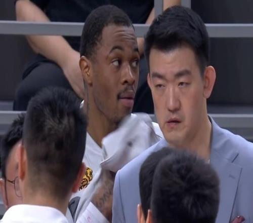 20分慘敗廣東！王博：比賽非常激烈上半時好像摔跤柔道比賽